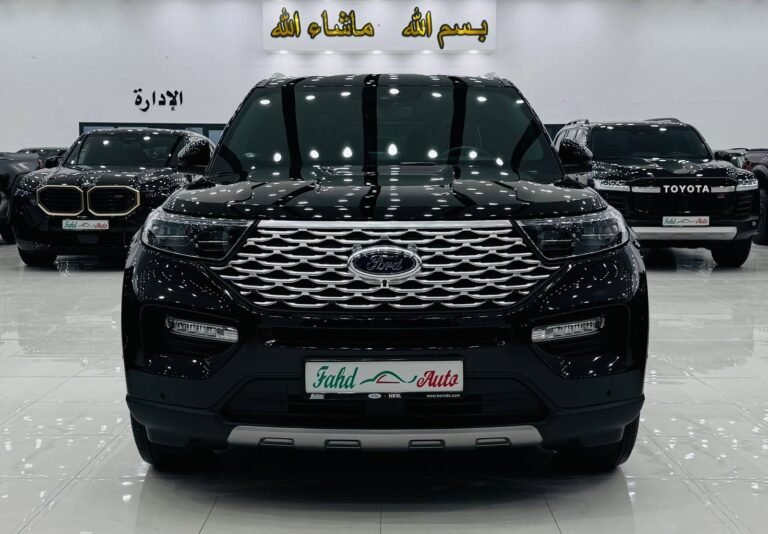 Ford Explorer Platinum AWD — Rayléa Auto