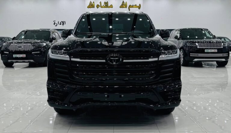 Toyota Land Cruiser VXR VIP — Rayléa Auto